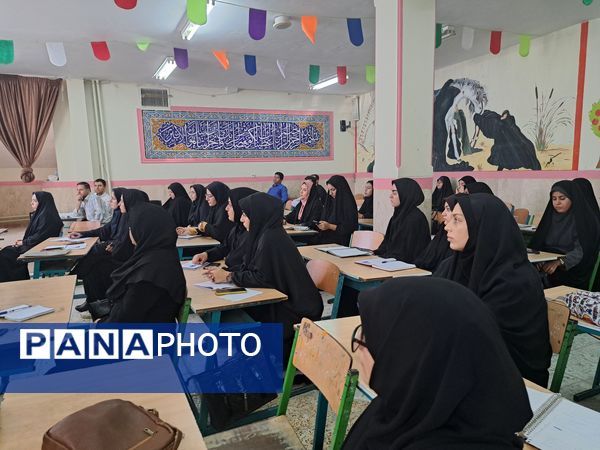 توانمندسازی نومعلمان ملارد در راستای طرح شهید همت در دبستان حضرت صدیقه(س)
