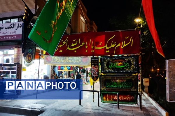 برپایی خیمه‌های عزاداری محرم در شهر شیراز