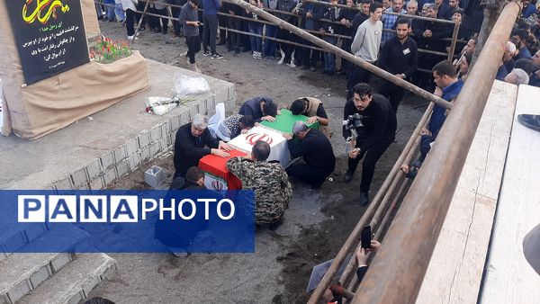 اجتماع فاطمیون و تشییع پیکر 2 شهید گمنام در تالش