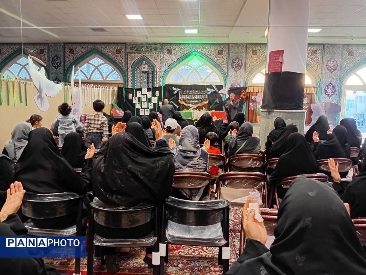 شمع وجود شهید گمنام، محفل منتظران را نورانی کرد