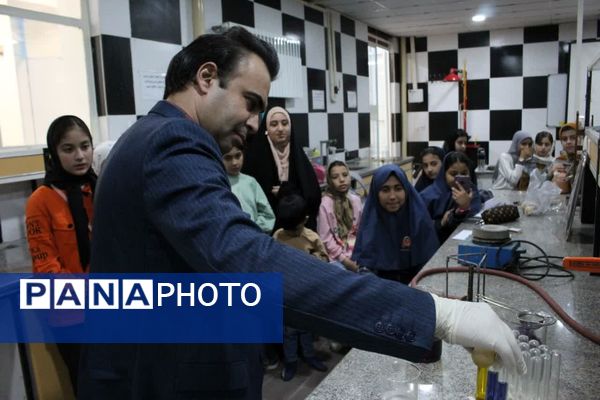 کارگاه علمی دانشآموزی زیست محیطی یزد
