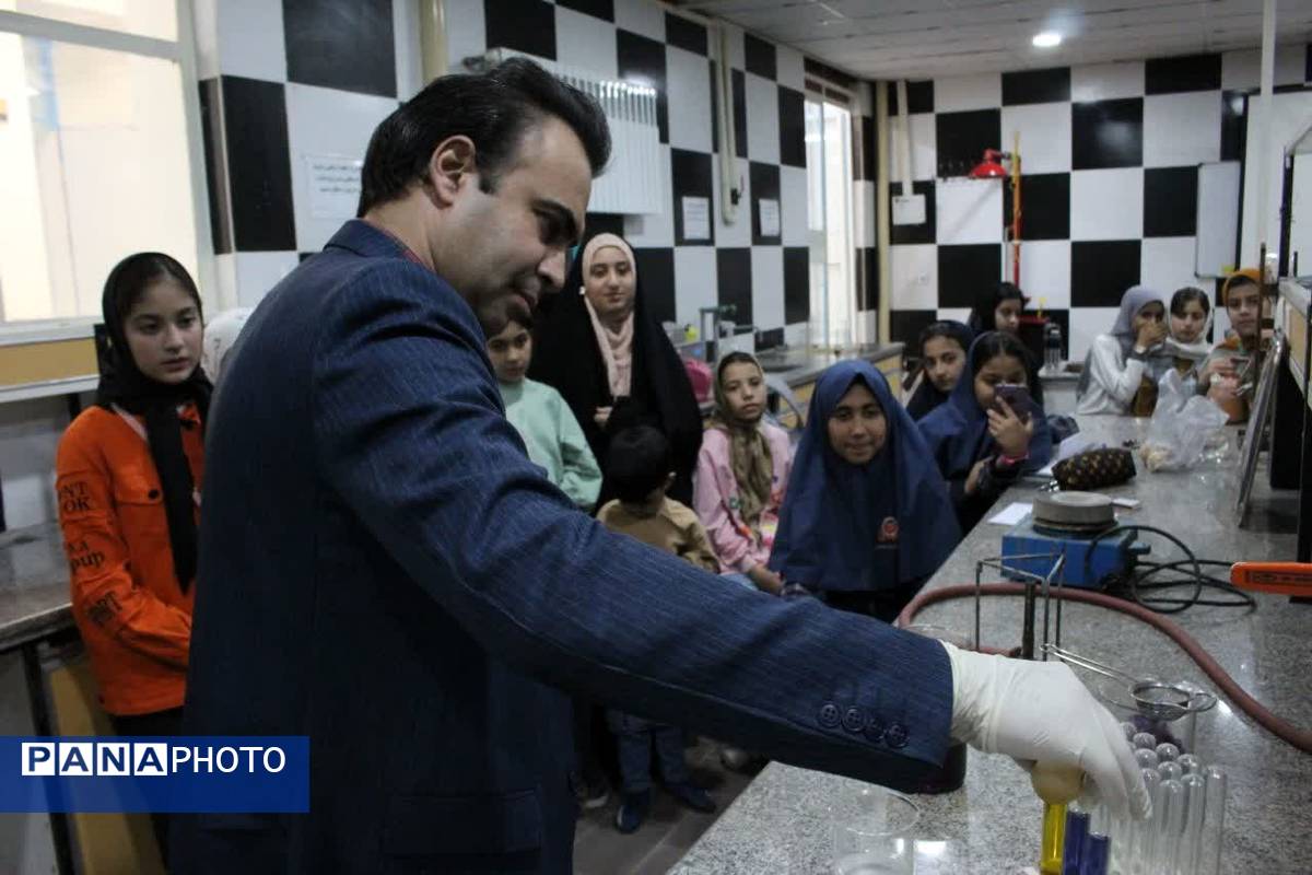 کارگاه علمی دانشآموزی زیست محیطی یزد
