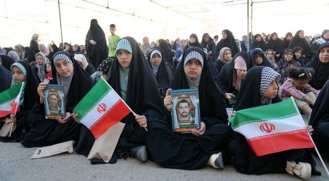 مهربانی،اخلاص،باایمان بودن از ویژگی‌های بارز شهدا است