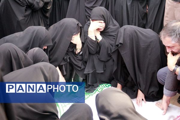 خاکسپاری پیکر پاک  سردار سرافراز اسلام شهید محمد کاظمی و شهدای جنگ تحمیلی در مشهد