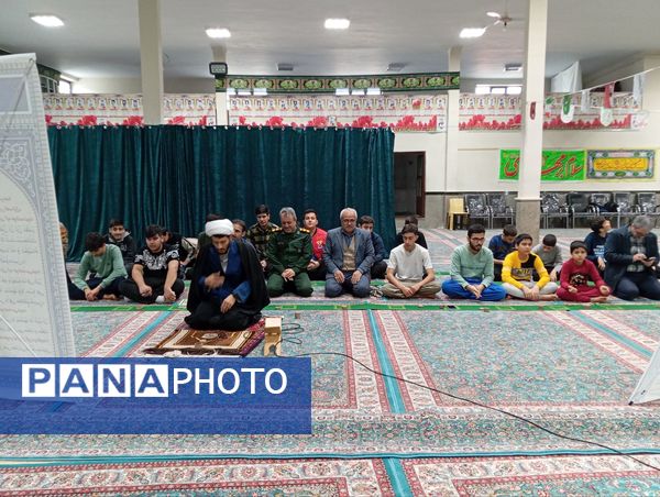  تجلی بندگی و تربیت در فضای اعتکاف دانش‌آموزی خداآفرین