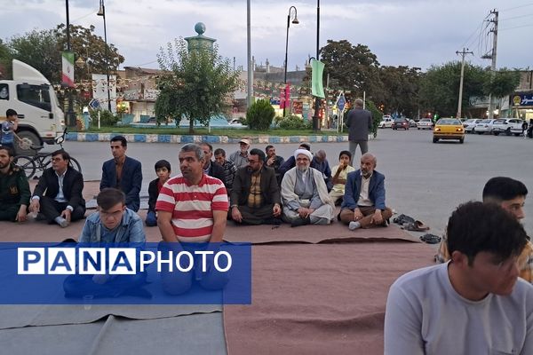 جشن ولادت پیامبر اکرم (ص) و امام جعفر صادق (ع) و گرامیداشت آغاز هفته دفاع مقدس در شهر آشخانه  