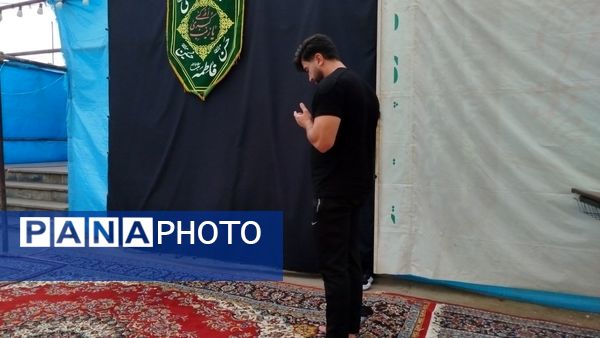 دانش‌آموزان ملایری، پیشگام در امر خدمت‌رسانی به زائران اباعبدالله الحسین (ع)