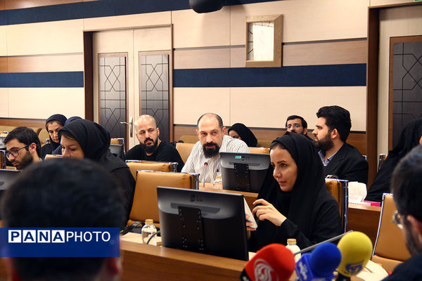 نشست خبری بیست و دومین رویداد فرهنگی «عطر سیب»