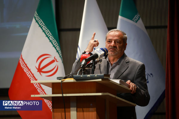 آیین استقبال از نو دانشجو معلمان دانشگاه تربیت دبیر شهید رجایی