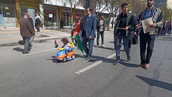 مردم مشهد با صلابت وصف نشدنی در راهپیمایی روز قدس