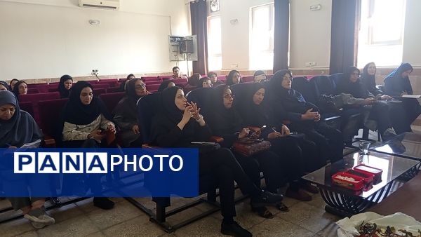 کارگاه آموزشی محیط زیستی برای مراقبین سلامت ناحیه هفت مشهد