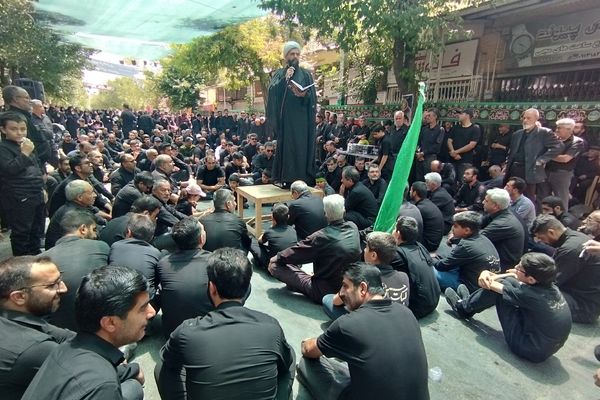 عزاداری بازاریان؛ جلوه‌ای از عشق و ارادت به ماه محرم 