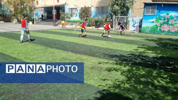 افتتاح زمین چمن مصنوعی دبیرستان اندیشه شاهد منطقه ۱۶