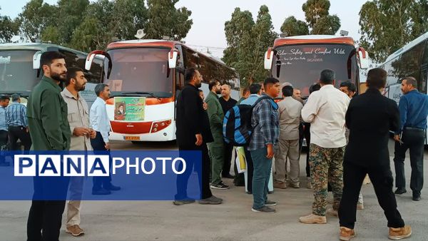 اعزام کارکنان صنعت نفت جنوب برای حضور در مراسم ارتحال امام (ره)