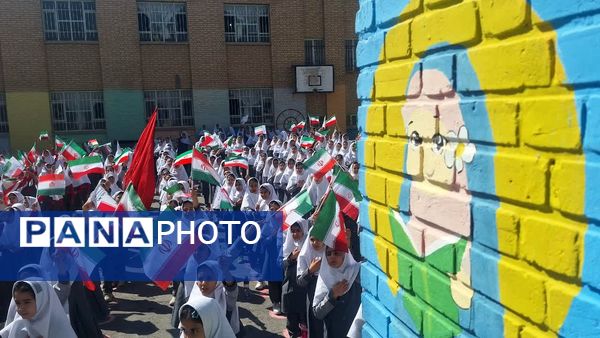 یک پرچم، یک نقشه، یک صدا: همبستگی و عشق به وطن در مدرسه پروین اعتصامی شازند