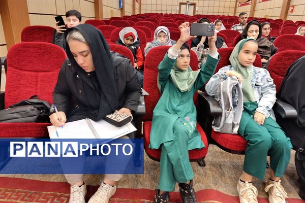 جلسه آموزشی خبرنگاران پانا در اداره رباط‌کریم