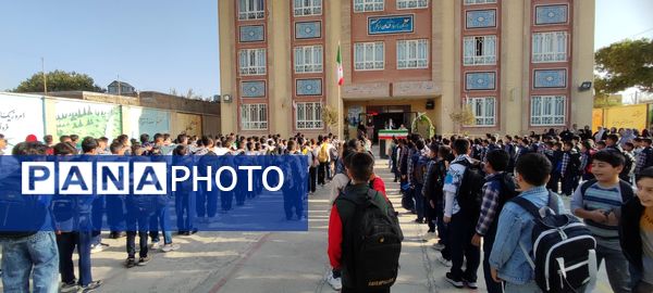 جشن آغاز سال تحصیلی جدید در مدرسه شهدای فرهنگی شهرستان شیروان