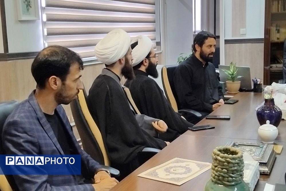 جلسه انتصاب مسئول جدید انجمن اسلامی در ری یک