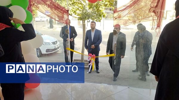 افتتاح واحد تجاری در دبیرستان فرهنگیان 