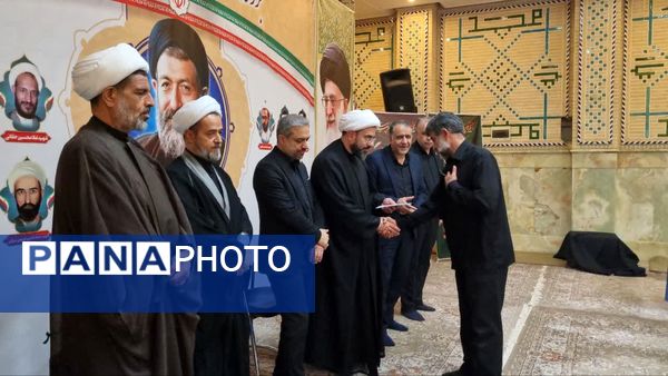 گلباران مزار شهدای هفتم تیر در قم