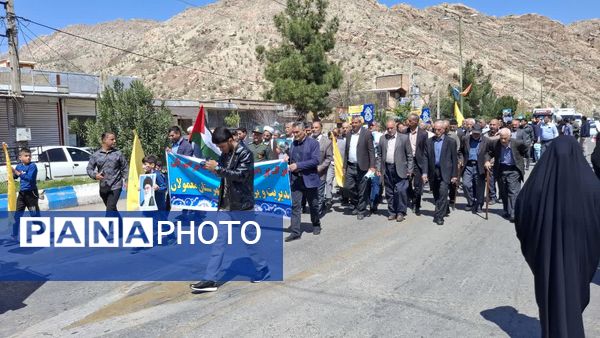 مردم پلدختر و معمولان در راهپیمایی روز قدس حضوری پرشور داشتند