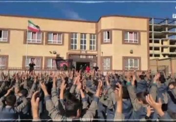 عزاداری دانش‌آموزان مدرسه علی ابن ابی‌طالب 2 در سوگ شهادت حضرت فاطمه زهرا(س)