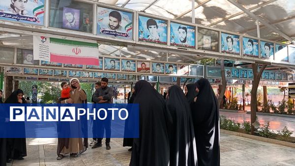 شب شعر و روایت‌گری محفل ادبی خارزنج در خلیل‌آباد
