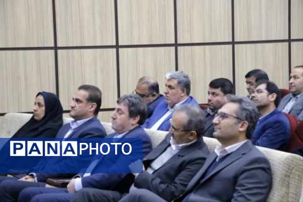 تقدیر از مسئولین سوادآموزی منطقه چهاردانگه به مناسبت کسب رتبه سوم استانی نهضت سوادآموزی 