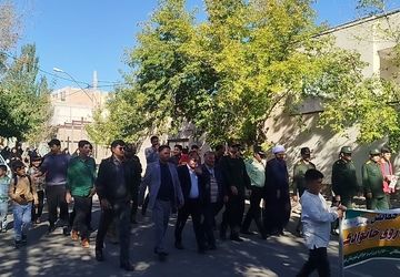 همایش پیاده‌روی خانوادگی در هوراند بمناسبت گرامیداشت هفته دفاع مقدس