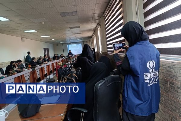 کارگاه مبارزه با مواد مخدر در اداره آموزش‌ و‌ پرورش شهرستان قرچک 