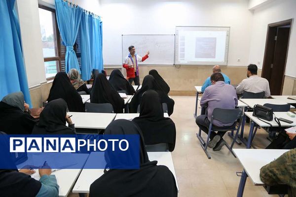 دومین دوره کمک‌های اولیه و امداد ویژه معلمان شهر کرمان