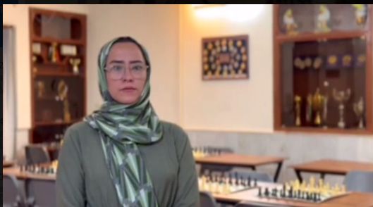 همدردی قهرمان پاراشطرنج کشور با خانواده‌های داغدار شهدا