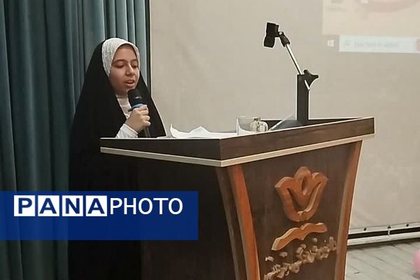 جشن میلاد حضرت زهرا(س) و روز مادر دبیرستان ریحانه النبی باقرشهر 