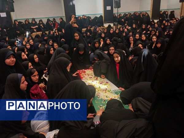 حضور دانش‌آموزان دبیرستان دخترانه شهید درعلی فراشاه در اجتماع «دختران فاطمی» شهرستان تفت 