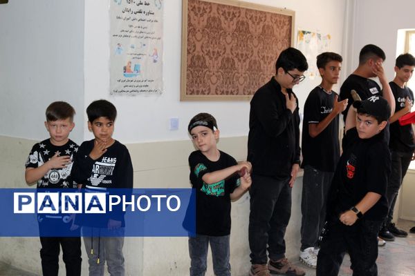 همایش احلی‌من‌العسل در شهرستان فیروزکوه 