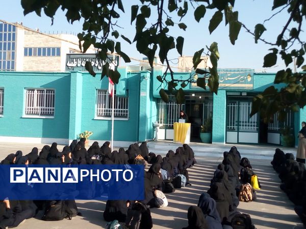 بزرگداشت روز حافظ در دبیرستان فاطمیه
