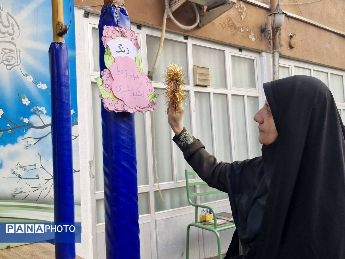 دبیرستان شاهد خیام میزبان جشنی پرشور به مناسبت روز دانش‌آموز