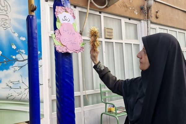 دبیرستان شاهد خیام میزبان جشنی پرشور به مناسبت روز دانش‌آموز