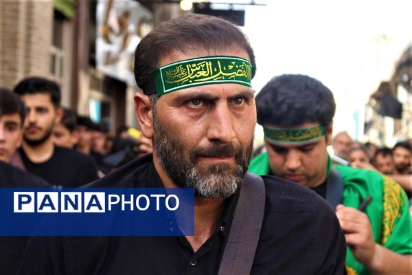 حضور پرشور کودکان قمی در دسته‌های عزاداری روز تاسوعا 