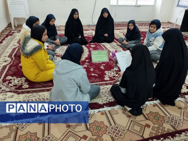 ویژه برنامه گرامیداشت شهادت حاج قاسم در دبیرستان دخترانه رفعت 