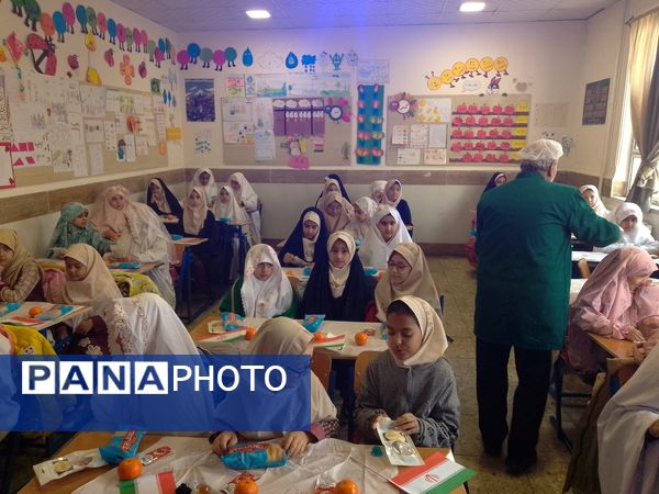 جشن ولادت حضرت رقیه در مدرسه طهوریان۲ ناحیه پنج