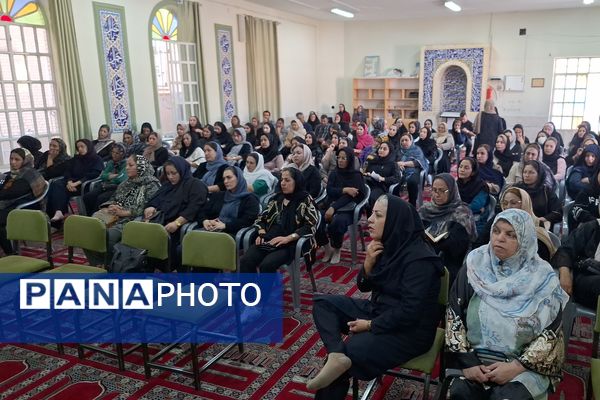 اجرای طرح توانمندسازی والدین در شیراز