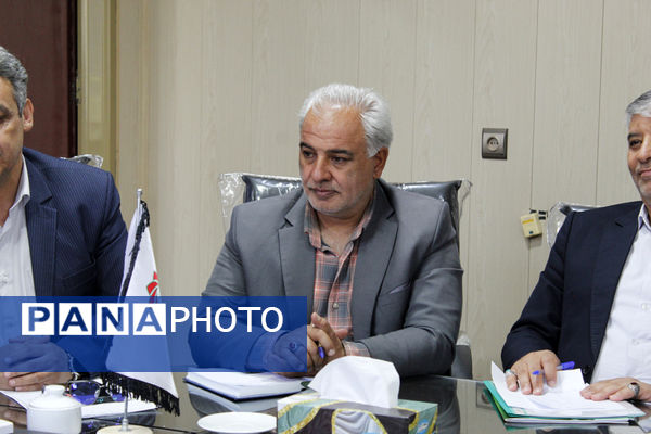 نشست جمع بندی بازدید‌های پروژه مهر از شهرستان‌های گرمه و جاجرم