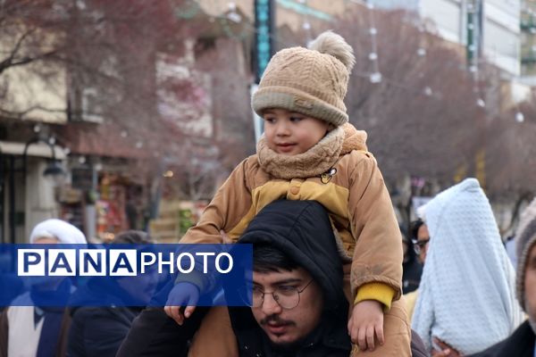 سه نسل متفاوت پای کار آرمان واحدی به نام مقاومت