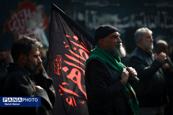 اجتماع عزاداران فاطمی در میدان هفت تیر