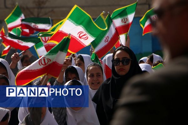 صدای زنگ استکبار ستیزی در مدارس فشافویه گوش نواز شد