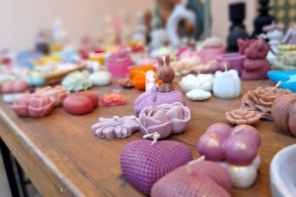 برگزاری نمایشگاه صنایع دستی دختران ساوجی در عمارت صالحی