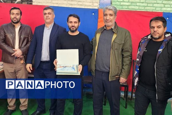 مسابقات بسکتبال دوره متوسطه اول پسران در ناحیه دو شهرری 