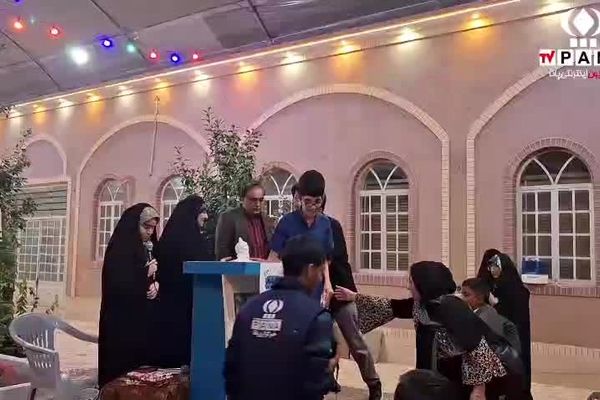 «محفل شهریور شعر» با حضور دانش‌آموزان متوسطه در یزد