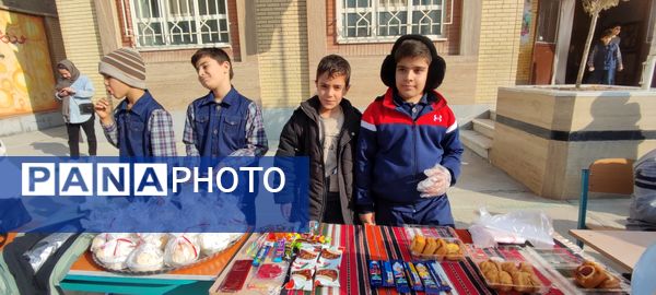 برگزاری بازارچه دانش‌آموزی در مدرسه شهدای فرهنگی شهرستان شیروان